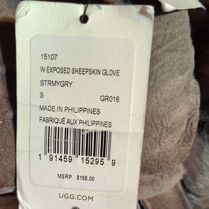 UGG Women's Exposed Sheepskin Glove - Storm Gray